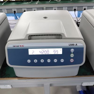 スイングアウトバケットローター付き卓上型臨床検査用遠心機 19KG および ≤65dB(A)